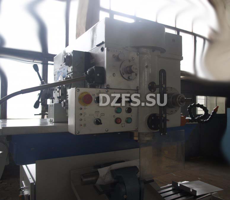 692Д Фото шпоночно-фрезерного верстата